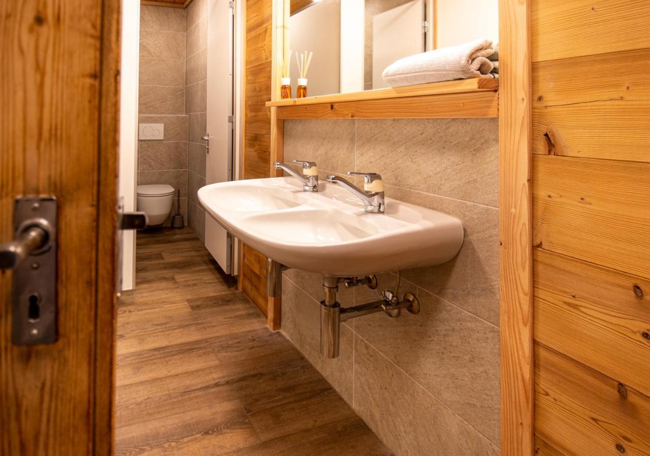 La Bergere Hotel Ayer Kültér fotó